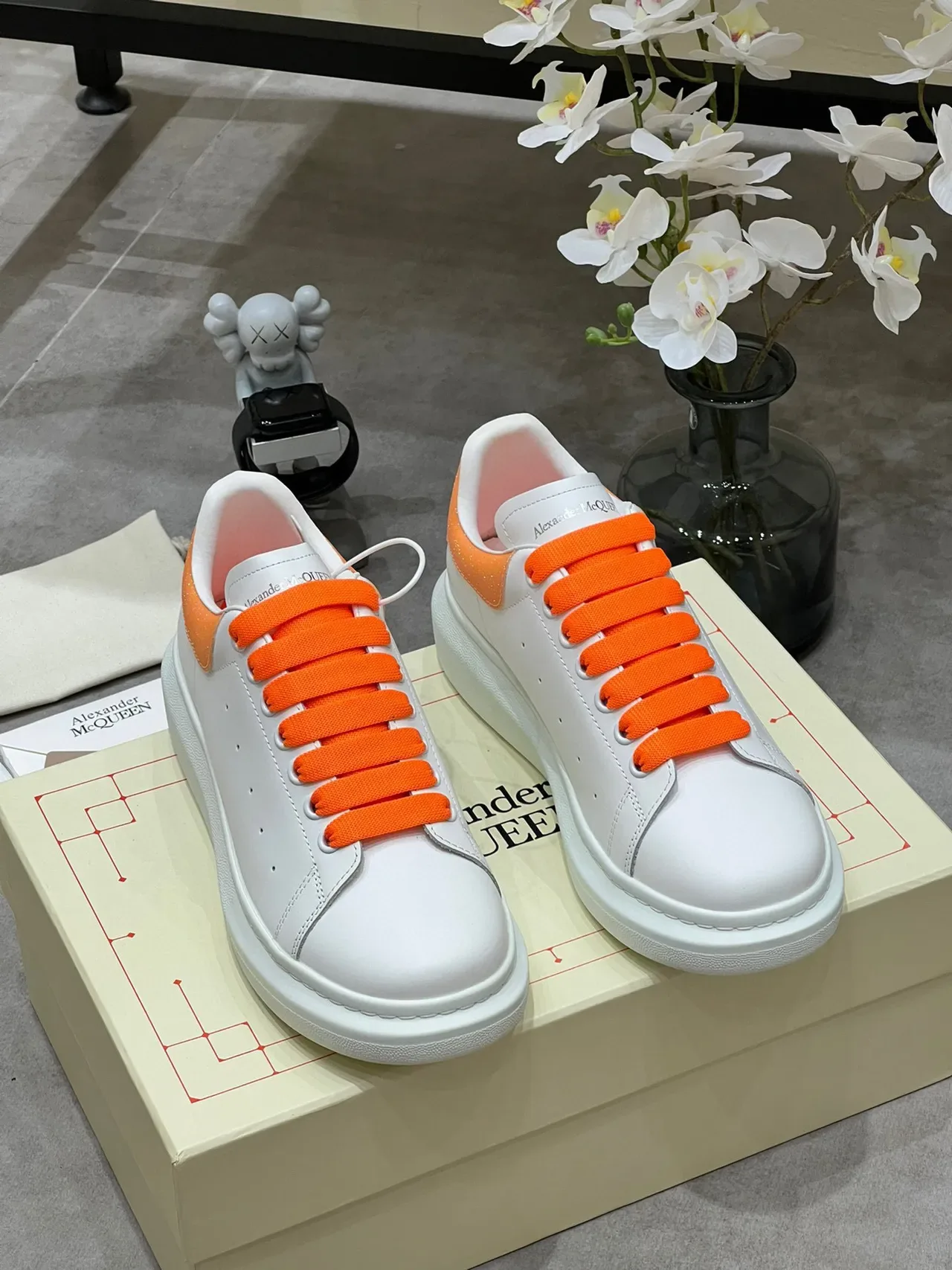 Alexander McQueen Oversized Sneaker White Orange Glitter Lifestyle Sneakers 9