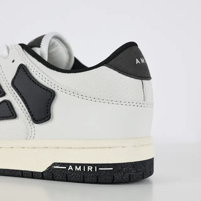 Amiri Skel Top Low Off-White et Black Sneakers Lifestyle 4