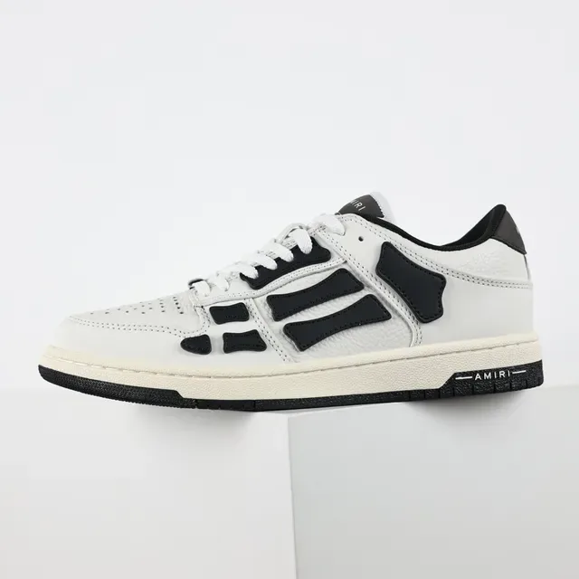 Amiri Skel Top Low Off-White et Black Sneakers Lifestyle 9