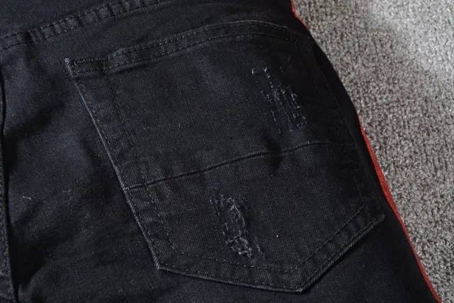 Amiri Faixa de Pista Calça Jeans Preta Desgastada 5