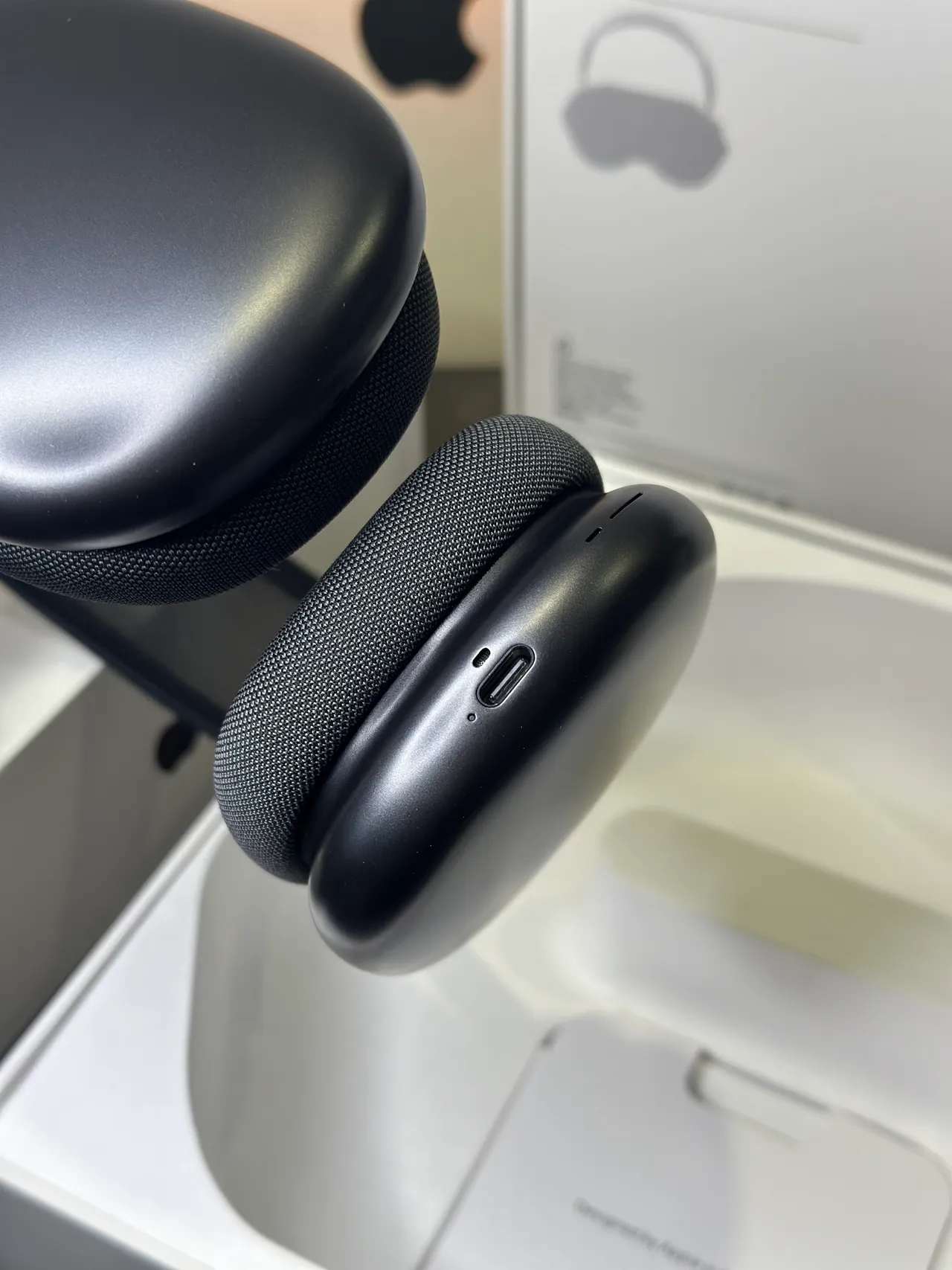 Apple AirPods Max গাঢ় ধূসর ওভার-ইয়ার হেডফোন 8