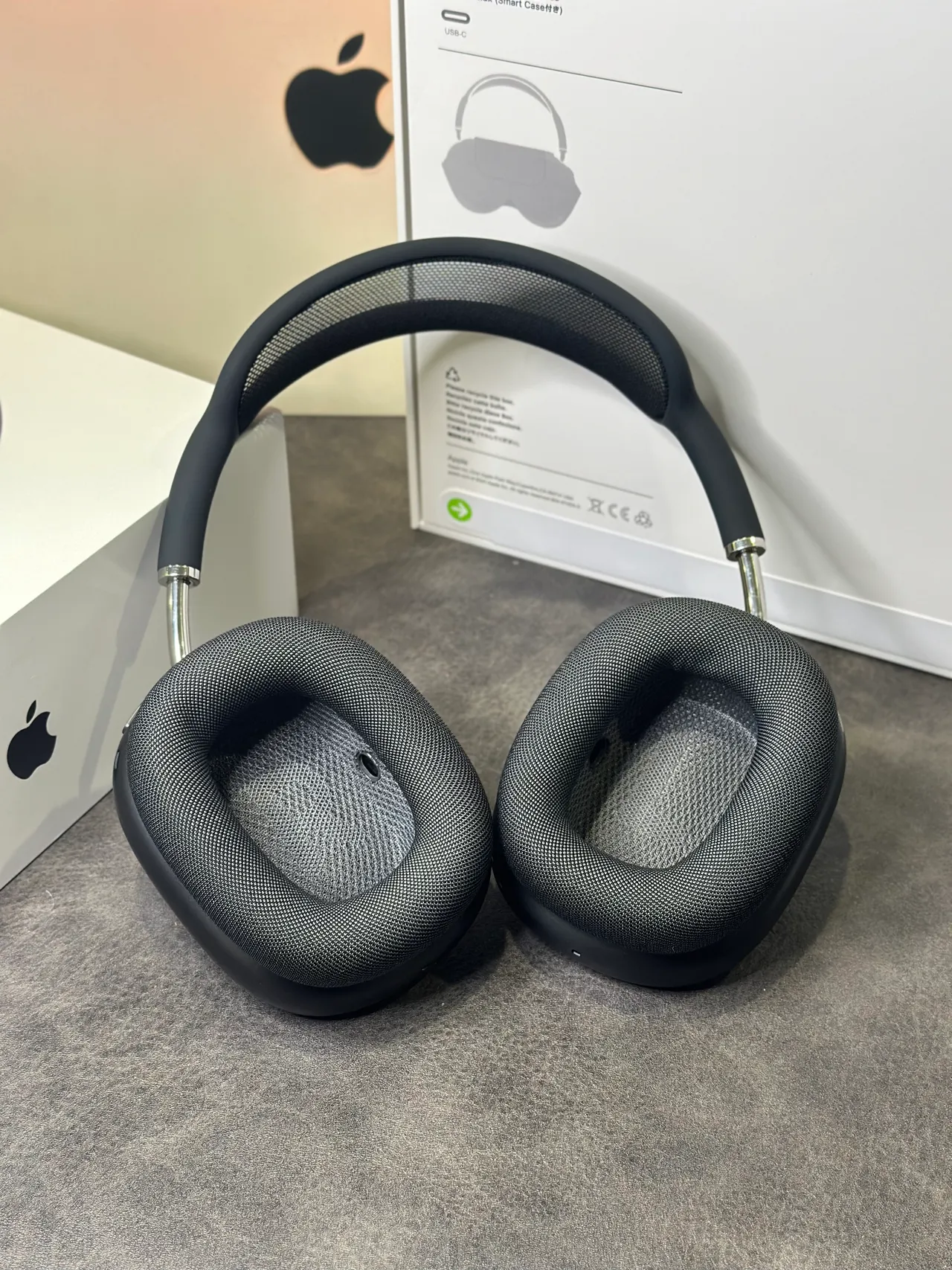 Apple AirPods Max গাঢ় ধূসর ওভার-ইয়ার হেডফোন 12
