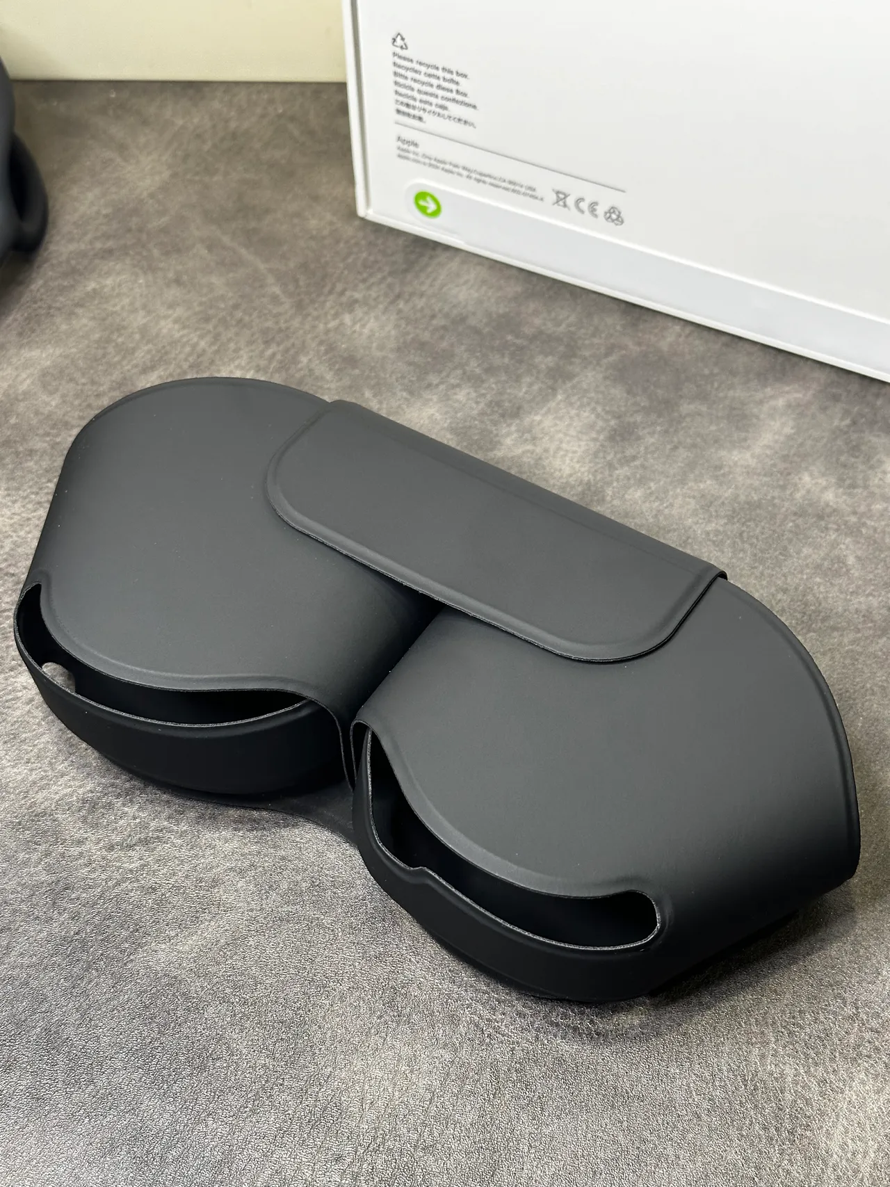 Apple AirPods Max গাঢ় ধূসর ওভার-ইয়ার হেডফোন 14