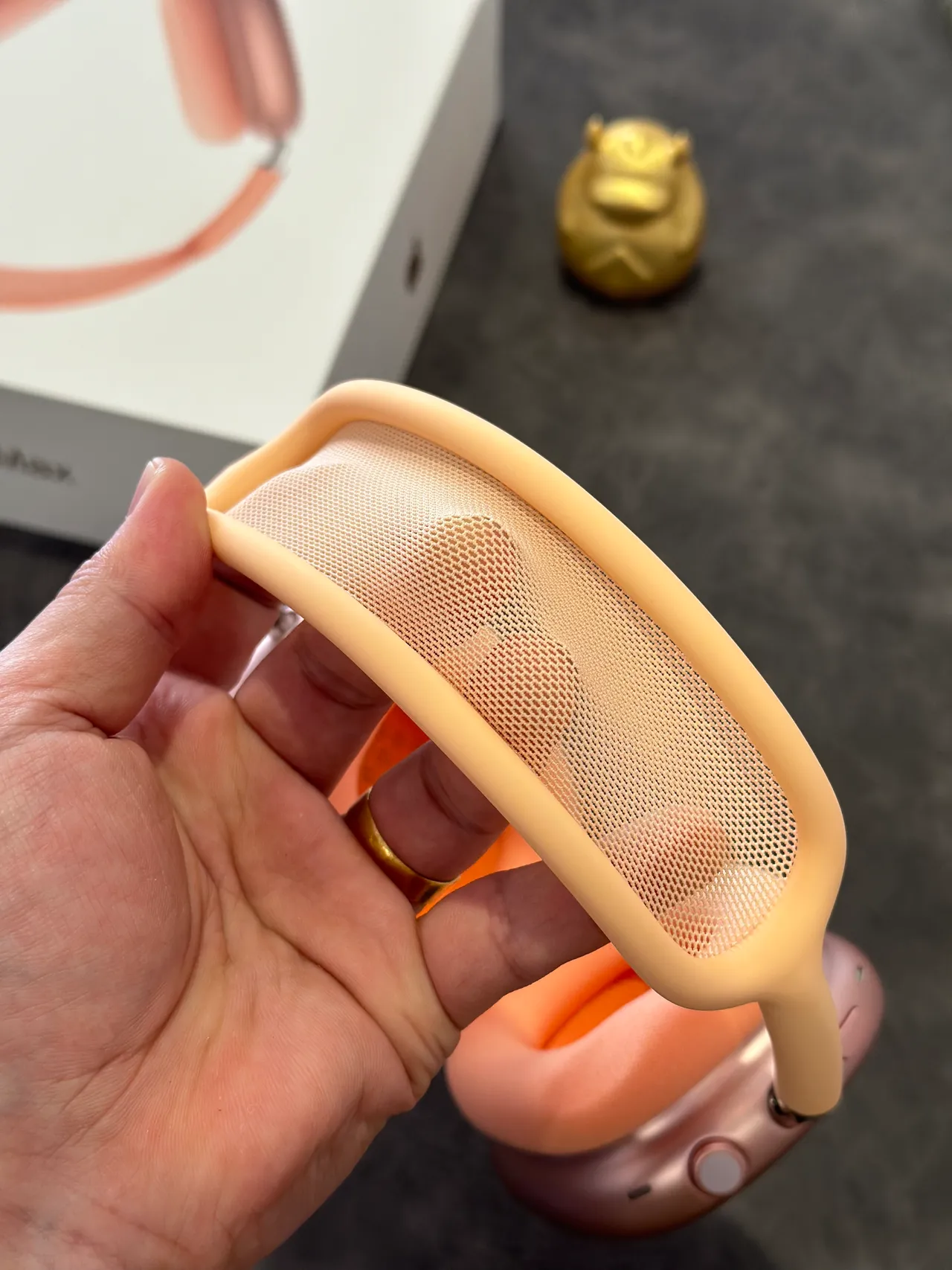 Apple AirPods Max Orange Beige সিলিকন কভার্ড ইয়ারকাপ মেশ হেডব্যান্ড ওভার-ইয়ার হেডফোন 16