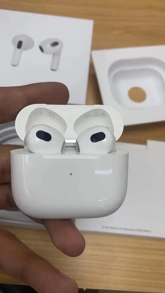 Apple AirPods White Short-Stem Wireless Force Sensor Controls TWS Earbuds 2