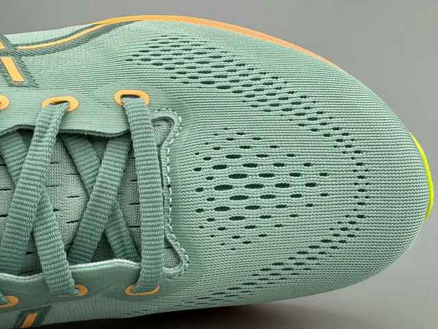 ASICS Gel-Kayano 31 أحذية الجري باللون الأخضر النعناع والأصفر التدريجي 4