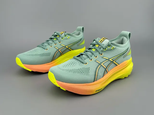 ASICS Gel-Kayano 31 أحذية الجري باللون الأخضر النعناع والأصفر التدريجي 6