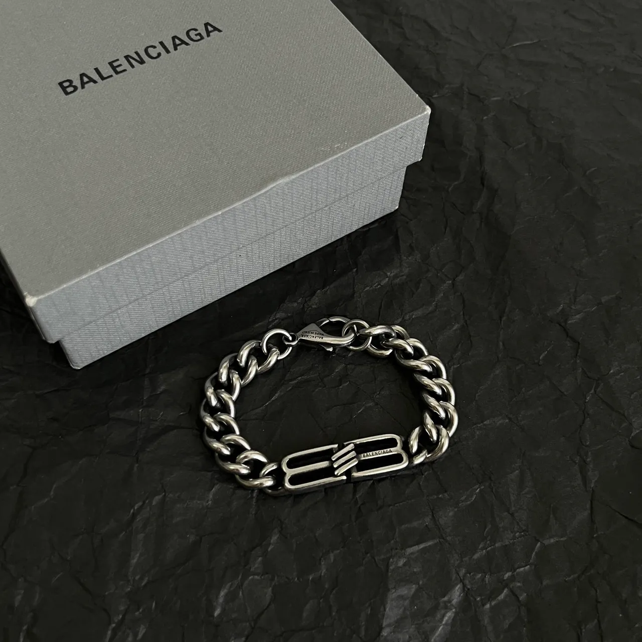 Balenciaga BB 抛光银色粗链手链 6