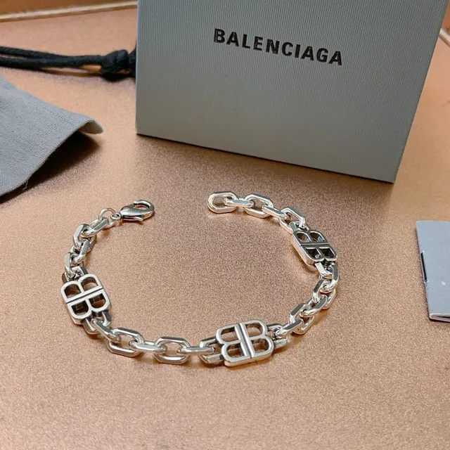 Balenciaga BB Silver Chunky Chain-Link Double-B Logo Motifs Bracelet 3