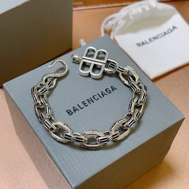 Balenciaga BB Silver Chunky Link Chain Interlocking B Clasp Bracelet 6
