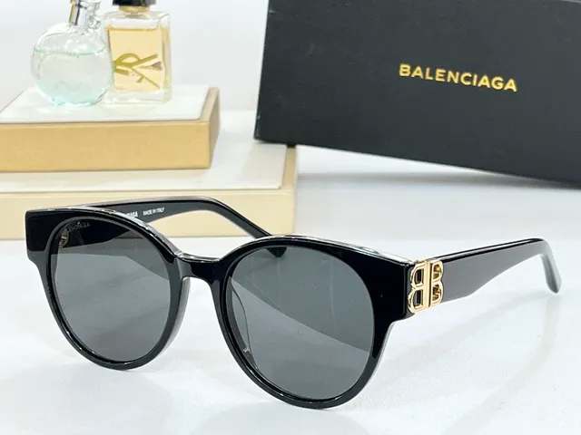 Balenciaga Black Gold Oval Acetate Frame B-Logo Hardware Sunglasses 9