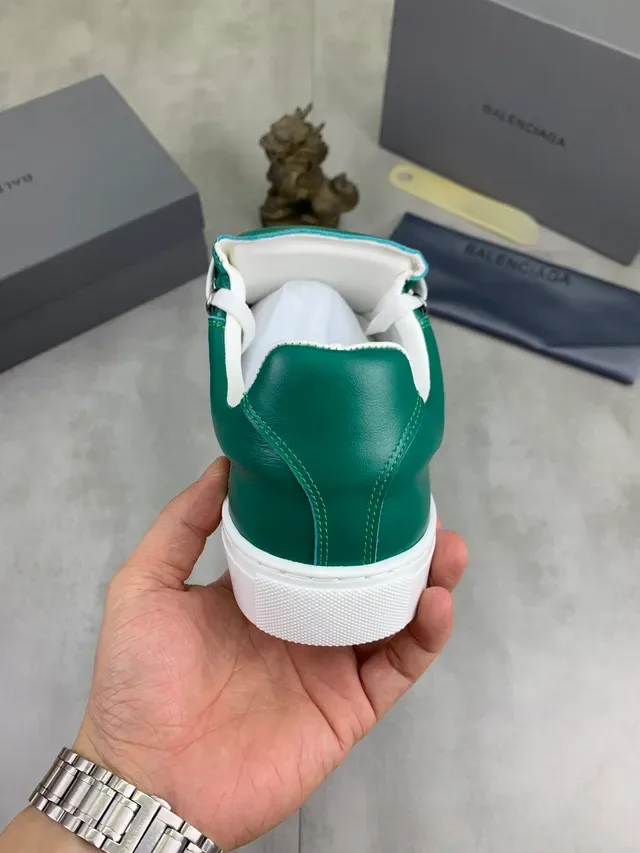 Balenciaga Le City Tênis Lifestyle de Couro Verde 3
