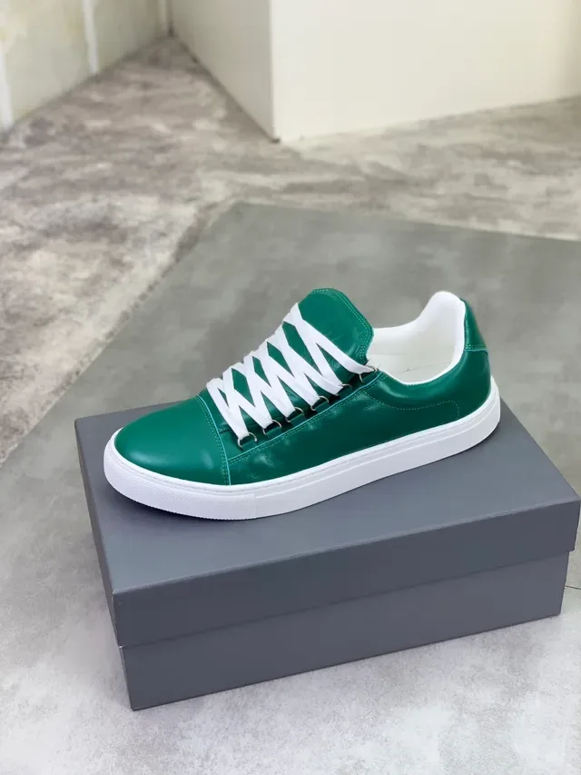Balenciaga Le City Tênis Lifestyle de Couro Verde 4