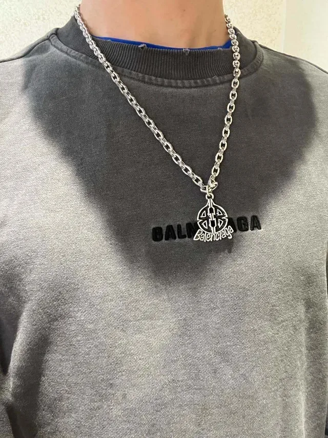 Balenciaga Logo Pendant Chunky Chain Necklace 8