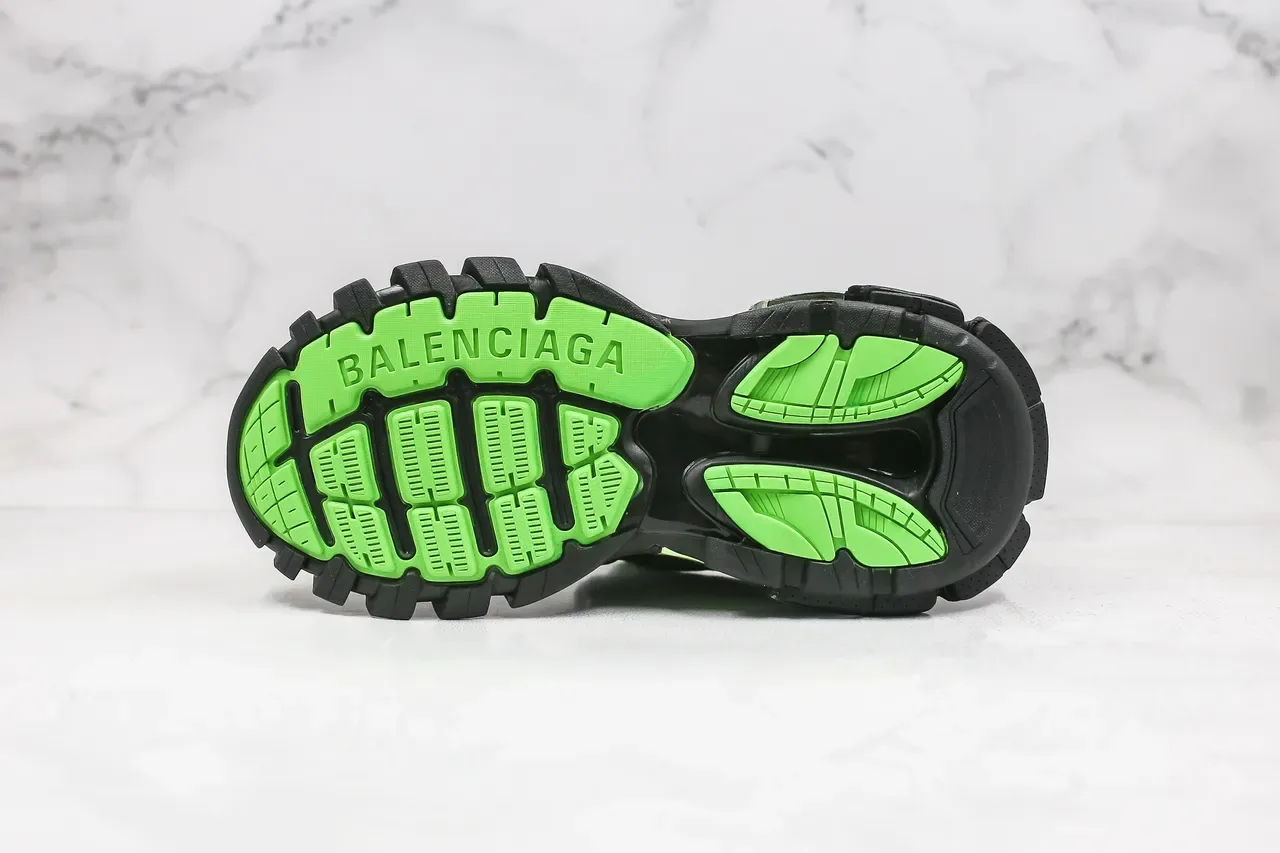 Balenciaga Runner কালো এবং লেবু সবুজ চাঙ্কি স্নিকার্স 4