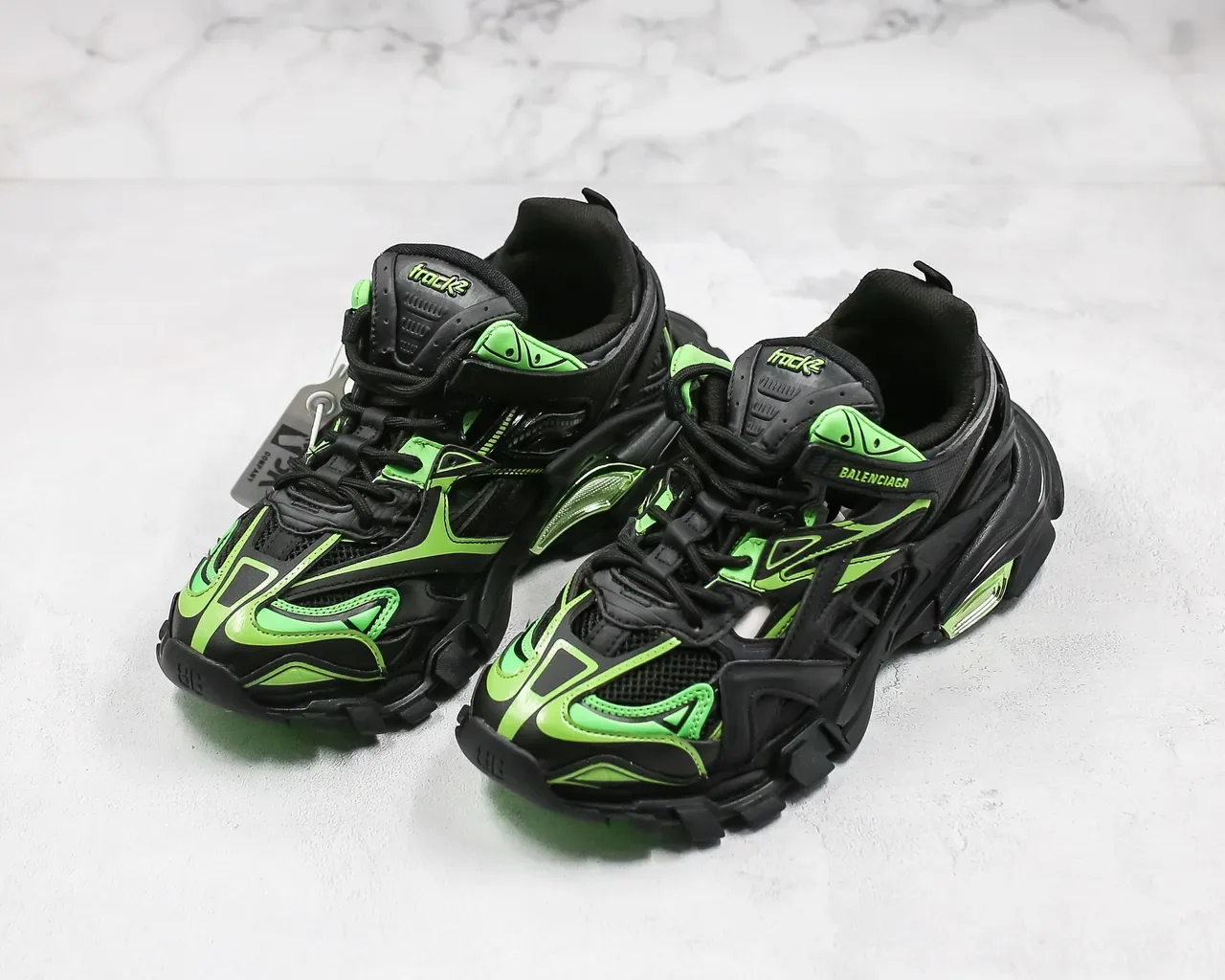 Balenciaga Runner কালো এবং লেবু সবুজ চাঙ্কি স্নিকার্স 7