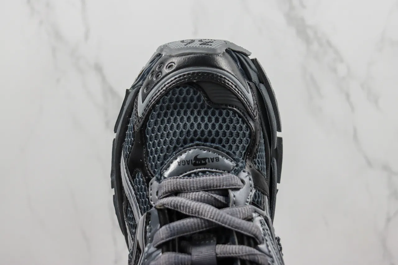 Balenciaga Runner Baskets gris foncé et argenté chunky 6