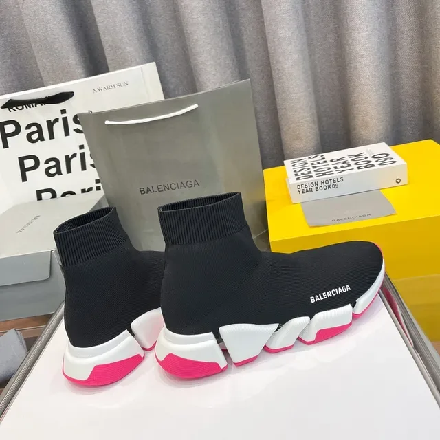 Balenciaga Speed Trainer zapatillas lifestyle negras blancas rosadas 4