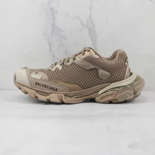 Balenciaga Track Trainer বেইজ মেশ চাঙ্কি স্নিকার