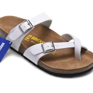 Birkenstock Arizona सफेद कैजुअल सैंडल