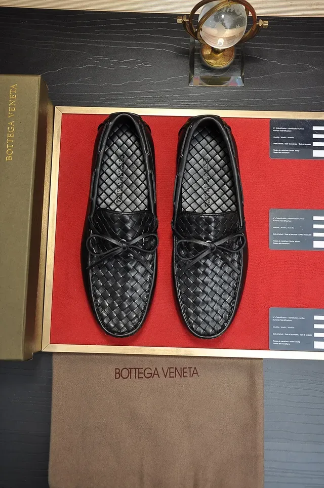 Bottega Veneta Andiamo Mocassim Preto Couro Intrecciato com Detalhe de Laço 5