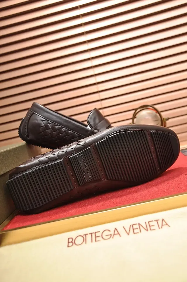 Bottega Veneta Andiamo Intrecciato 棕色皮革乐福鞋 3