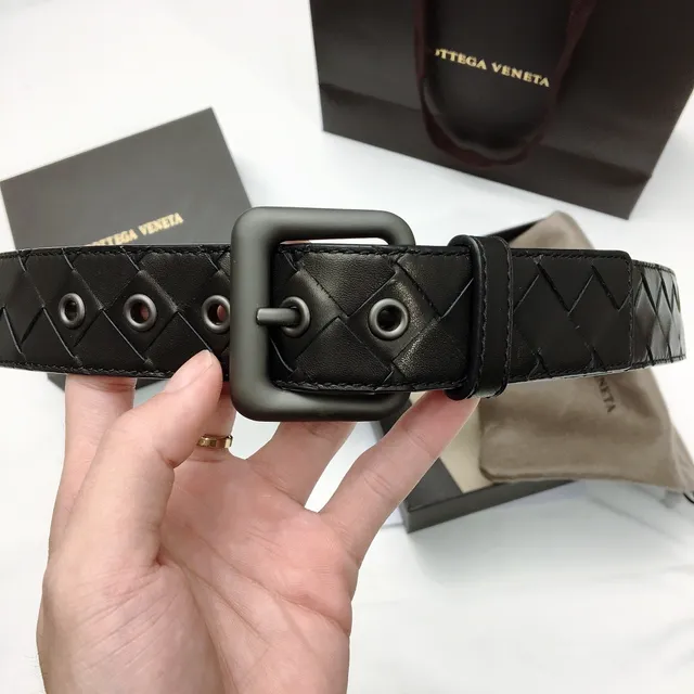 Bottega Veneta Cassette Preto Intrecciato Cinto de couro 3