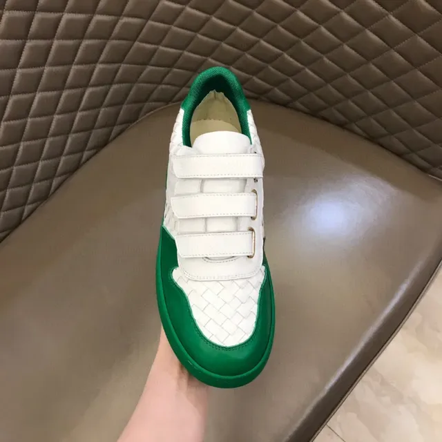 Bottega Veneta Cassette Sneaker White and Green Lifestyle Sneakers 4