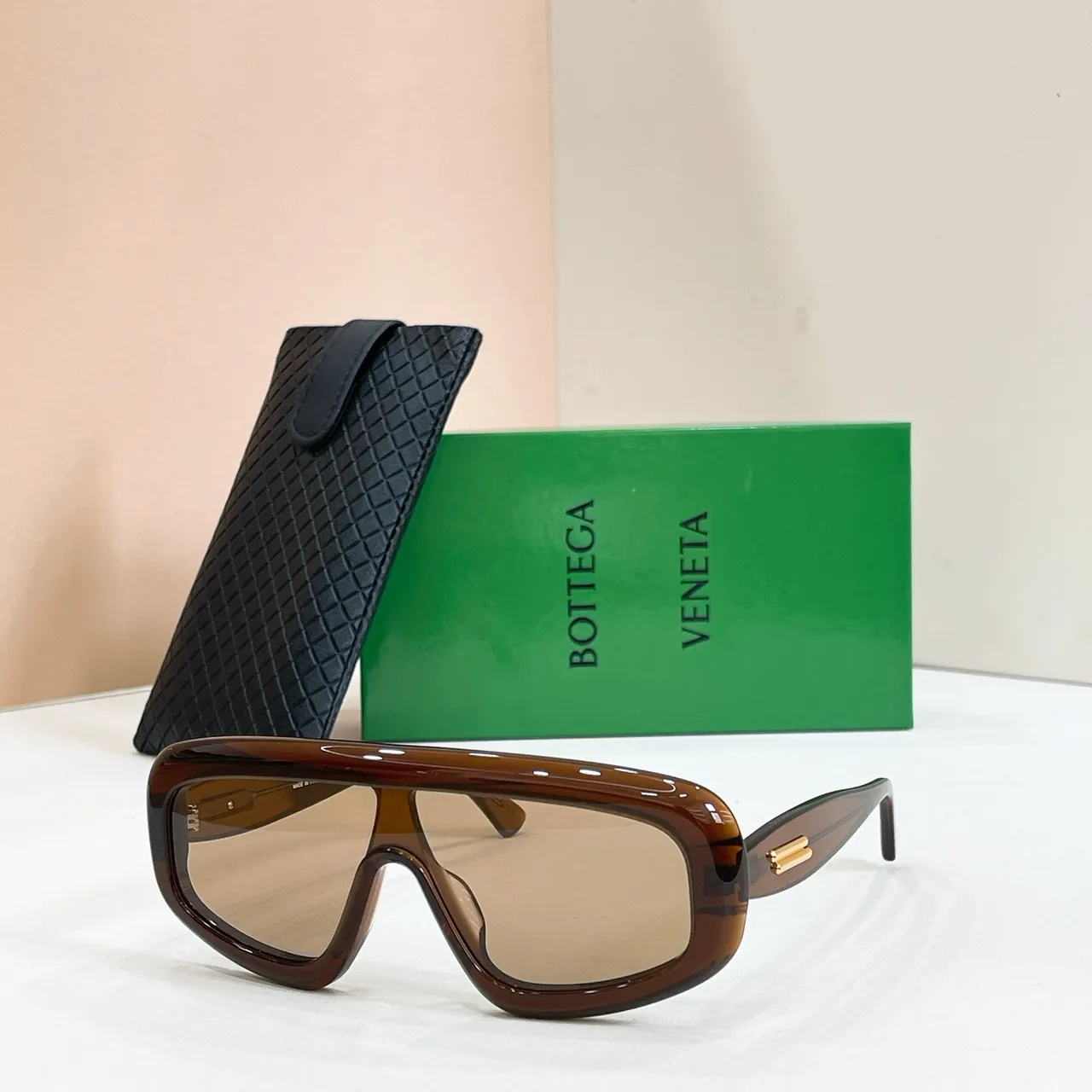 Bottega Veneta Oversized Shield Black Gold Frame Glossy Acetate Sunglasses 2