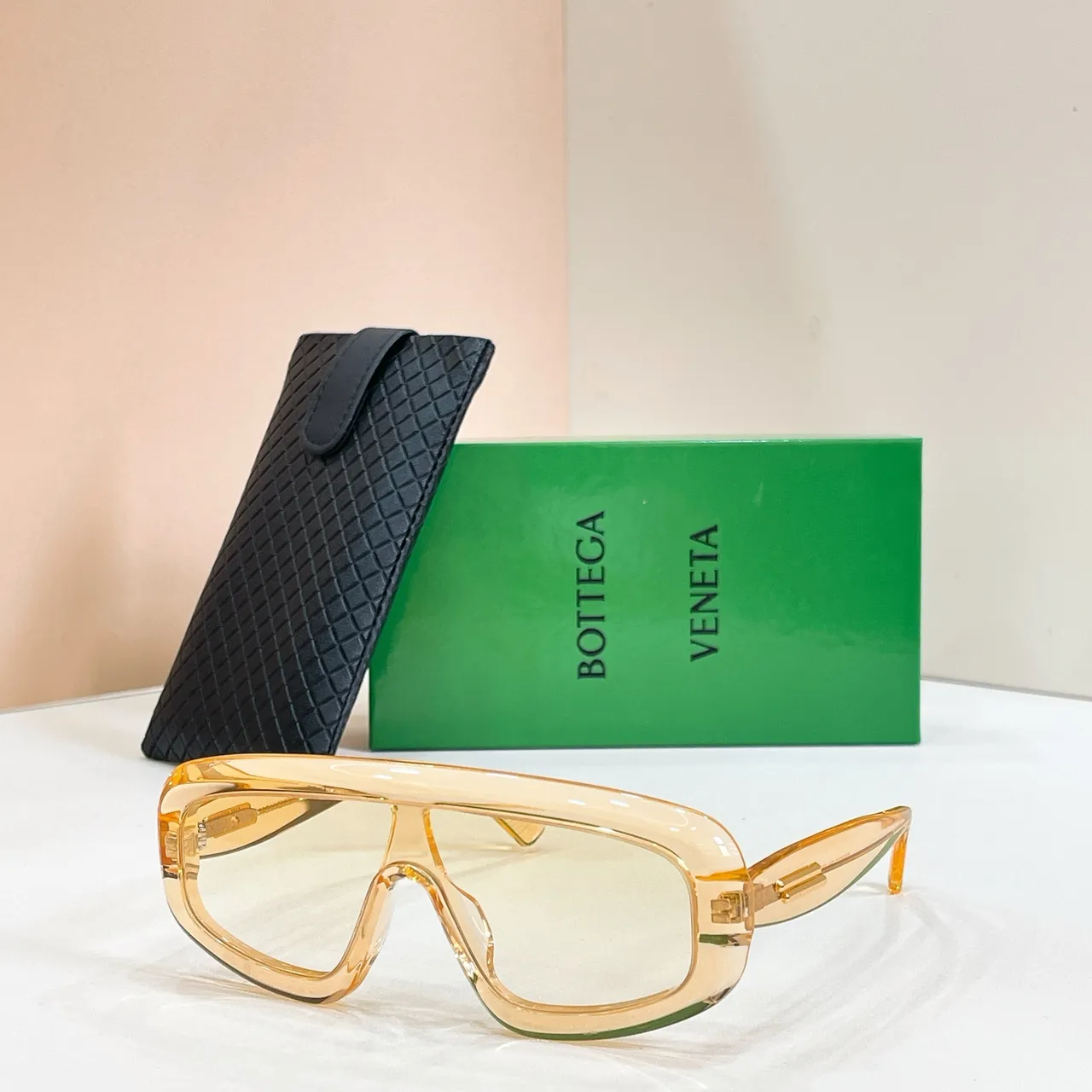 Bottega Veneta Oversized Shield Black Gold Frame Glossy Acetate Sunglasses 8