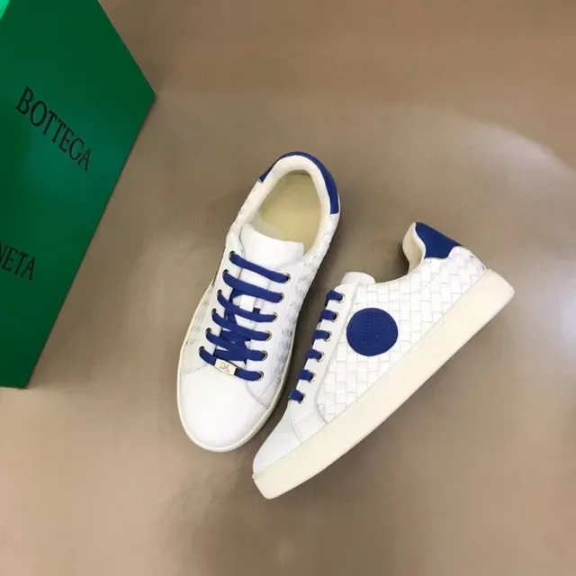Bottega Veneta أبيض أزرق Intrecciato جلد مضفور شارة لوجو دائرية حذاء أسلوب حياة 8