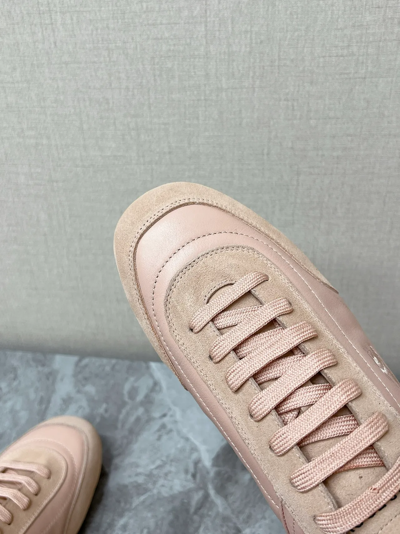 Burberry 米色棕色 低帮 麂皮革拼接 生活方式运动鞋 4