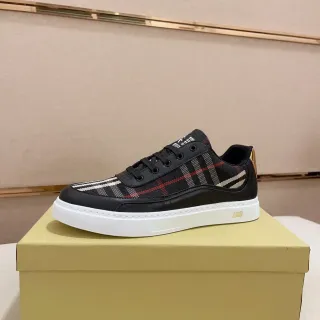 Burberry Chaussures Lifestyle Noir Beige Motif À Carreaux Partie Supérieure Construction Cuir Et Mesh