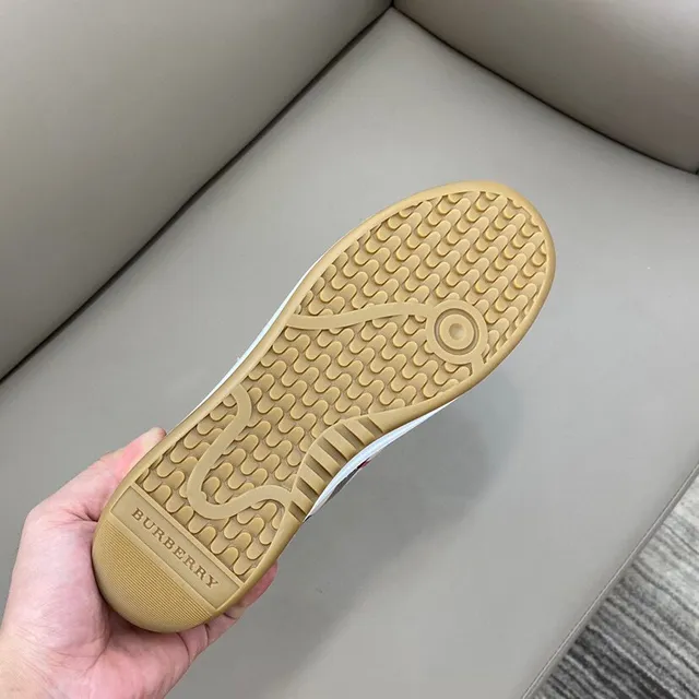Burberry Noir Beige Sneakers Lifestyle à Encolure Basse à Carreaux en Textile 3