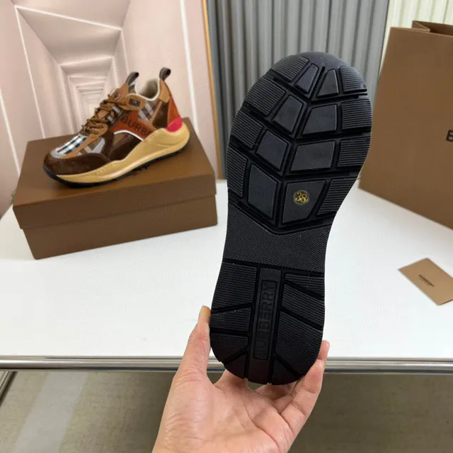Burberry Brown Beige Sole Mixed-Material Upper Chunky Sneakers 2