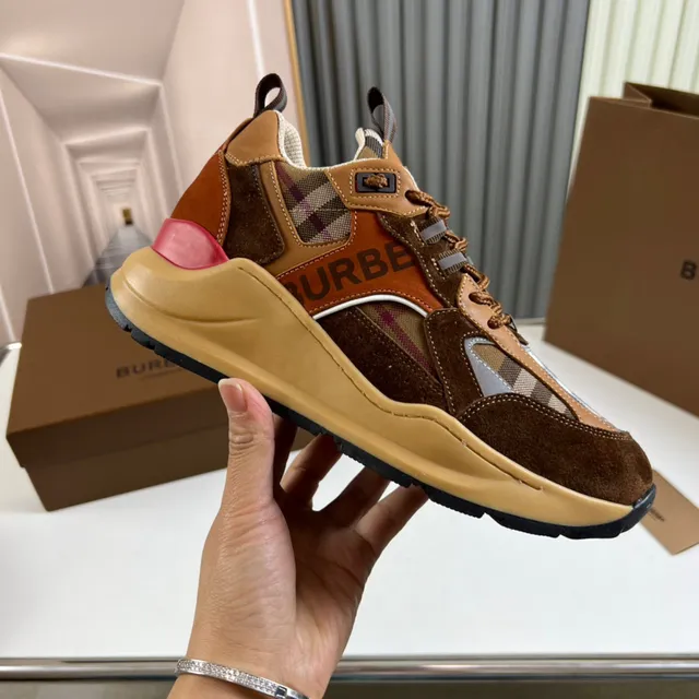 Burberry Brown Beige Sole Mixed-Material Upper Chunky Sneakers 4