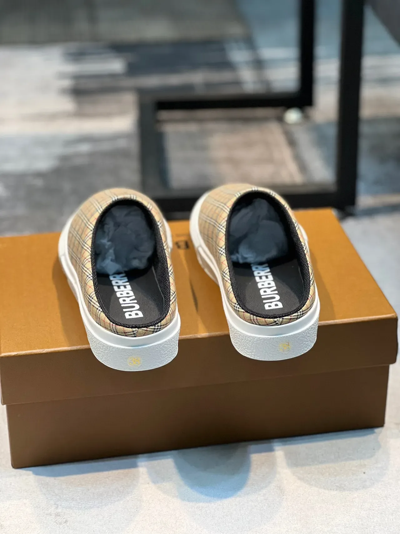 حذاء Burberry Check Mule Slip-On كاجوال 2