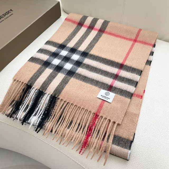 Burberry Classic Check بيج أسود أبيض أحمر كشمير شال 4