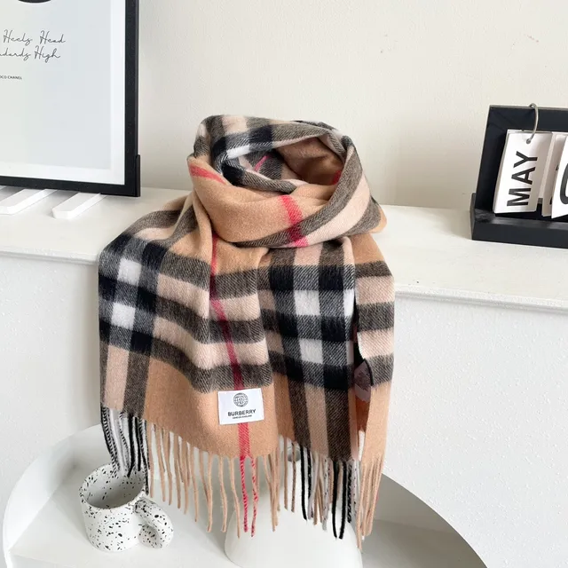 Burberry Classic Check بيج أسود أبيض أحمر كشمير شال 6