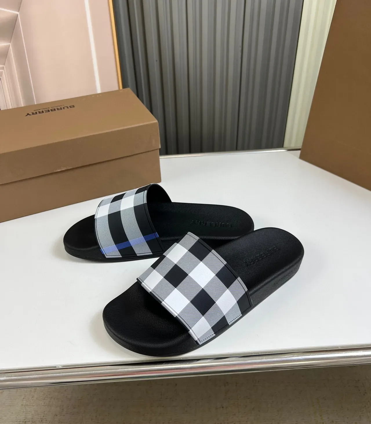 Burberry Gingham Check Slide Slipper 3