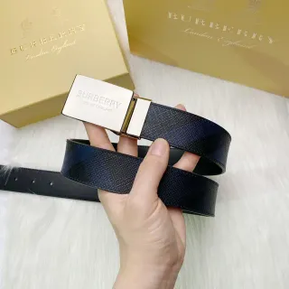 Burberry Knight Reversible Navy Check and Black Leather Belt