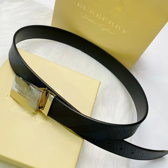 Burberry Knight Reversible Navy Check and Black Leather Belt 5