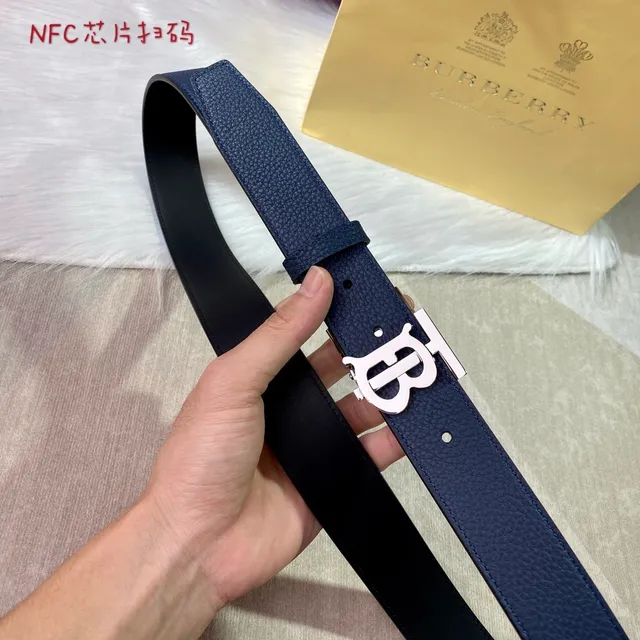 Burberry Knight Ceinture en cuir réversible marine 4