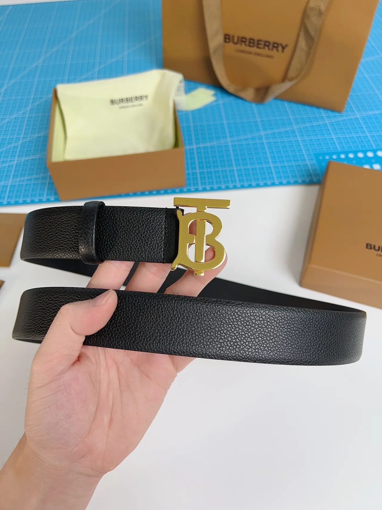 Burberry TB Belt Black Pebbled Leather Gold-Tone Monogram Buckle Leather Belt 3