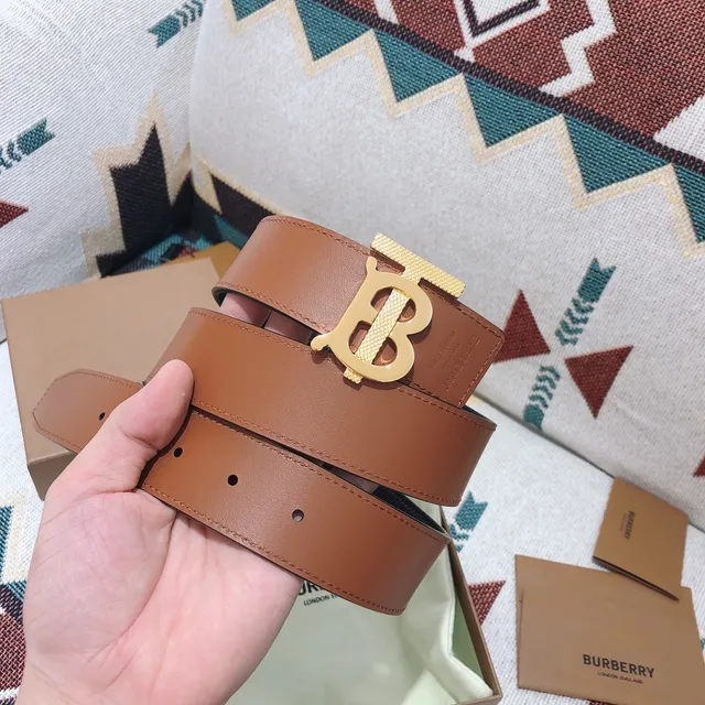 Burberry TB Belt Couro Bege Fivela Dourada Couro Cinto 5