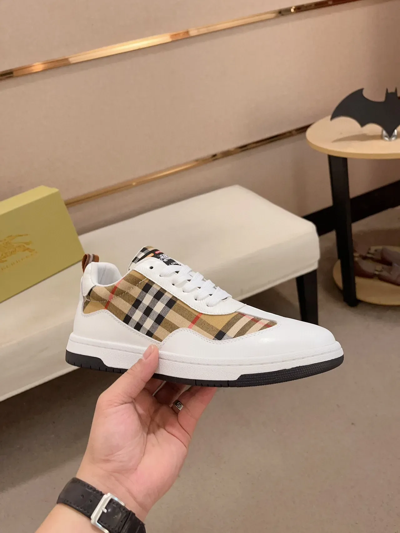 Burberry Blanco Beige Zapatillas Lifestyle Low-Top Con Paneles De Cuadros 4
