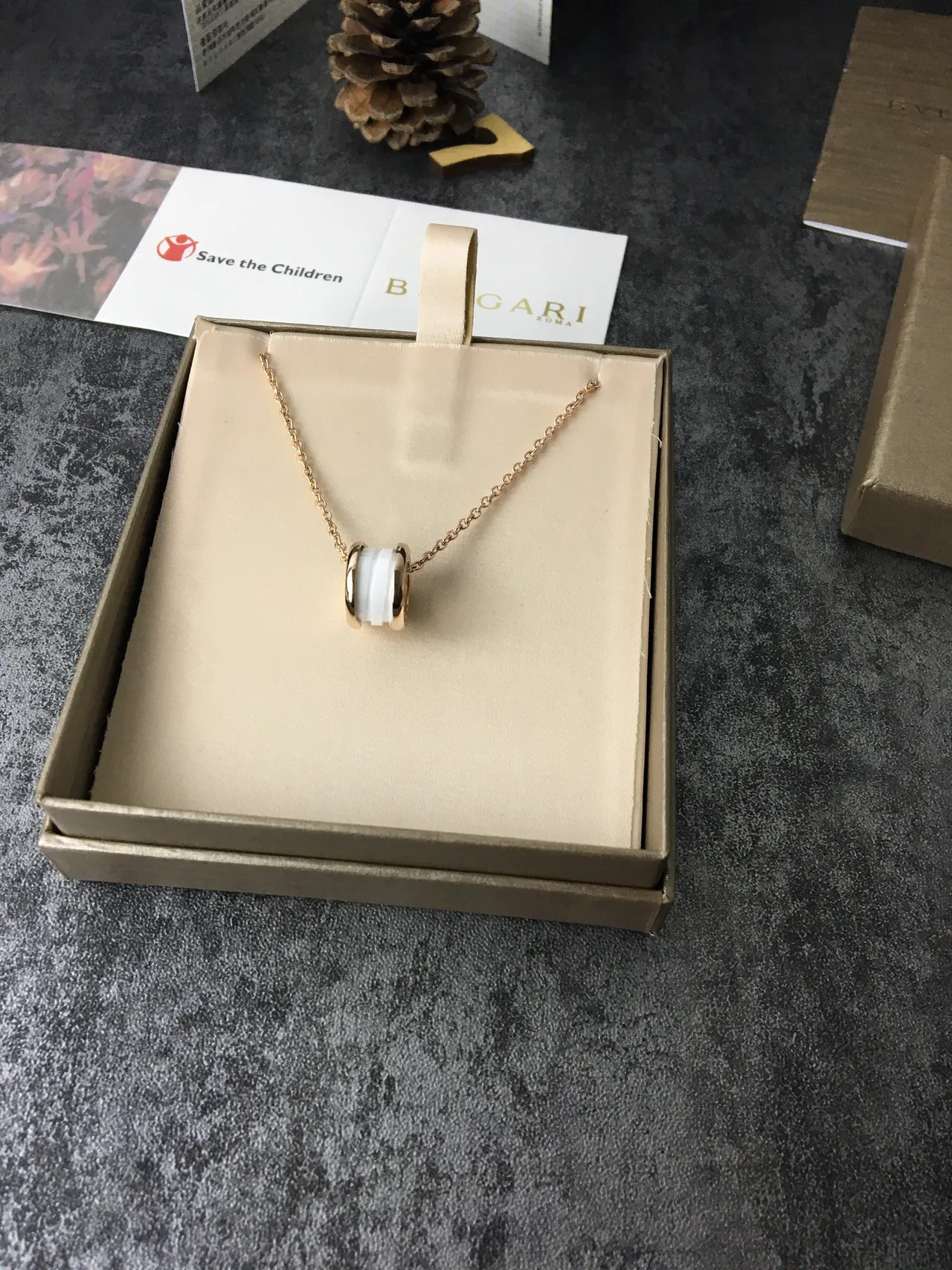 Bvlgari B.zero1 Gold White Rotating Cylindrical Pendant Engraved Logo Band Necklace 3