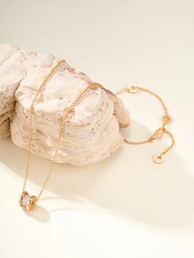 Bvlgari B.zero1 Pavé Diamond 圆柱形吊坠项链 15