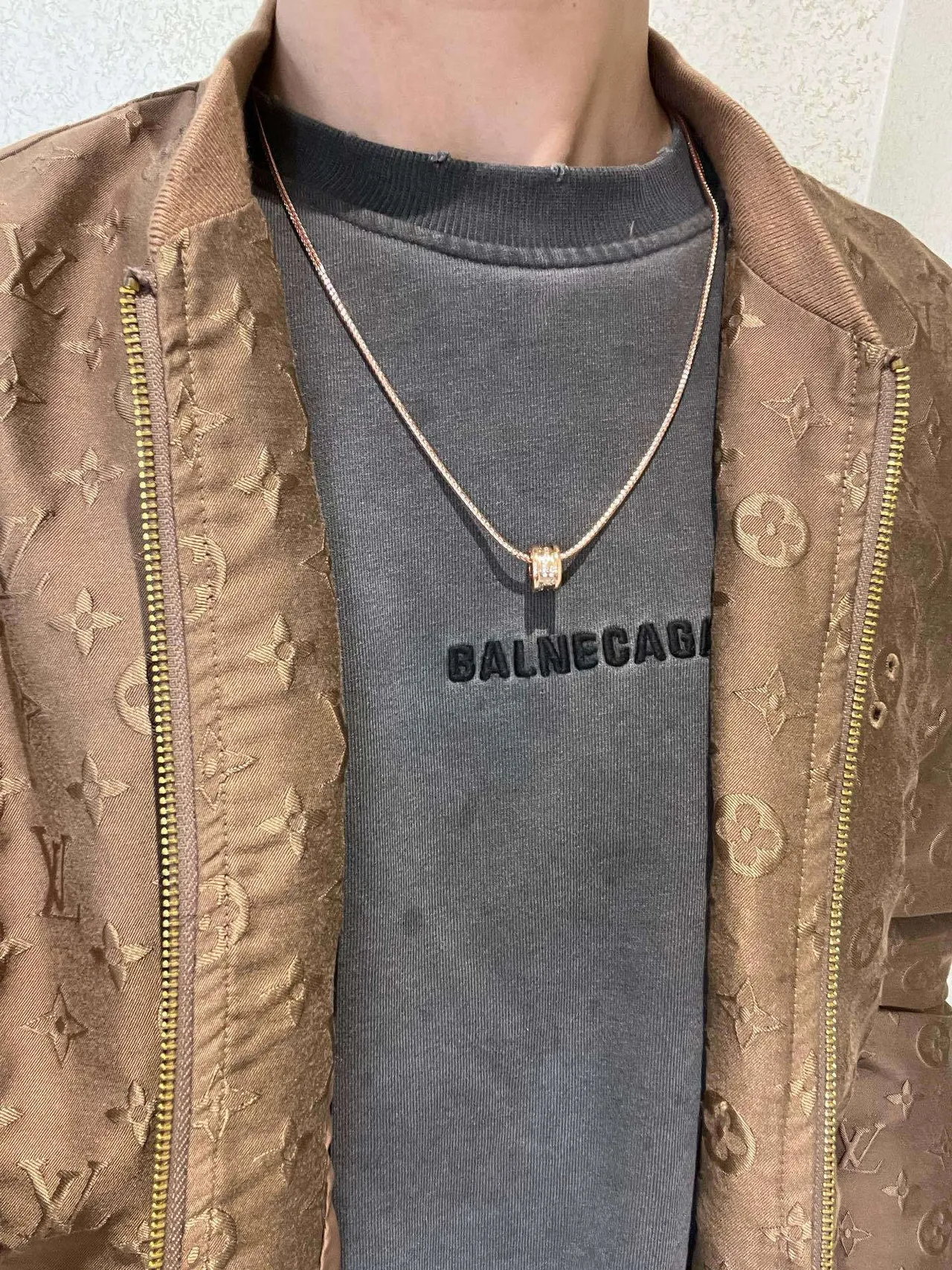 Bvlgari B.zero1 玫瑰金 微镶钻石 多环坠饰项链 9