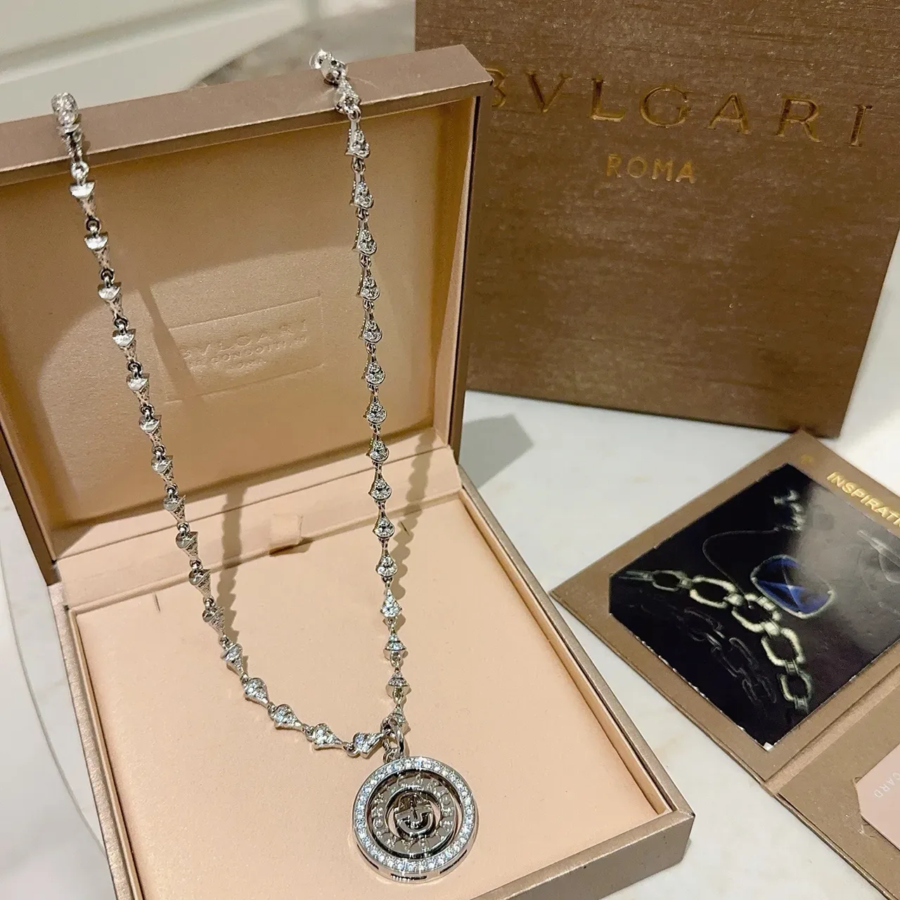 Bvlgari B.zero1 घूमता डिस्क Pavé नेकलेस 5
